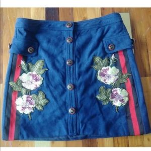 Gucci Blue Suede Embroidered Floral Mini Skirt Med